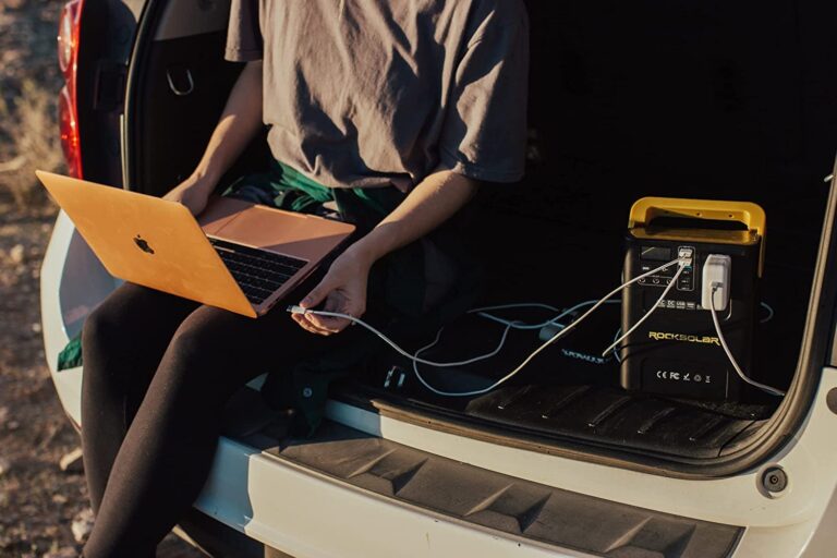 ROCKSOLAR RS328 100W Power Station and RSSP30 30W Solar Panel